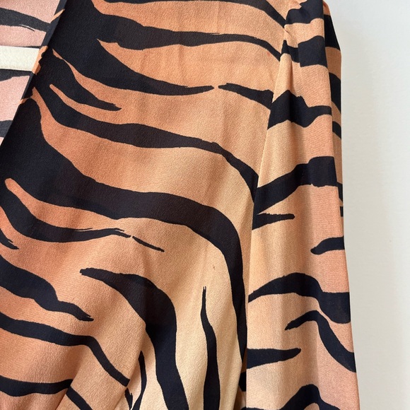 Realisation Tiger Top - Picture 4 of 8